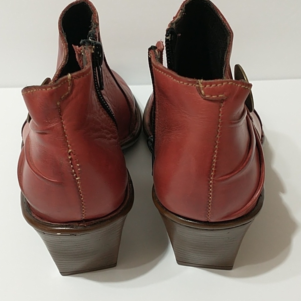 Tsonga red women's shoes Tsonga booties size 6 - Picture 3 of 12